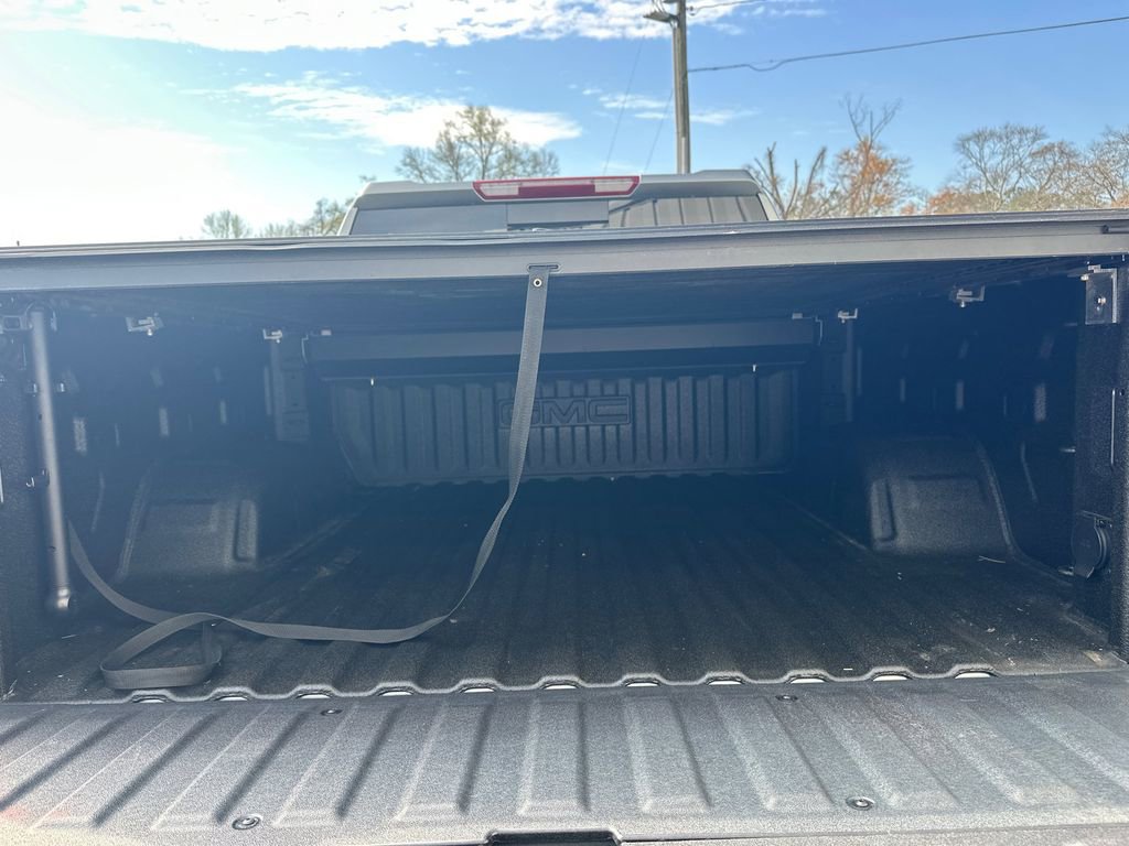 Used 2025 GMC Sierra 1500 SLT w/ SLT Premium Plus Package image 19