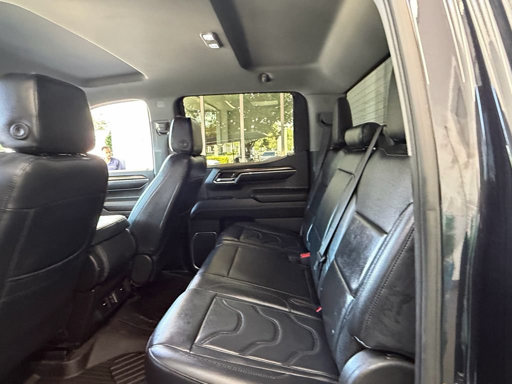 Used 2023 Chevrolet Silverado 1500 LT Trail Boss w/ Protection Package AWD/4WD image 11