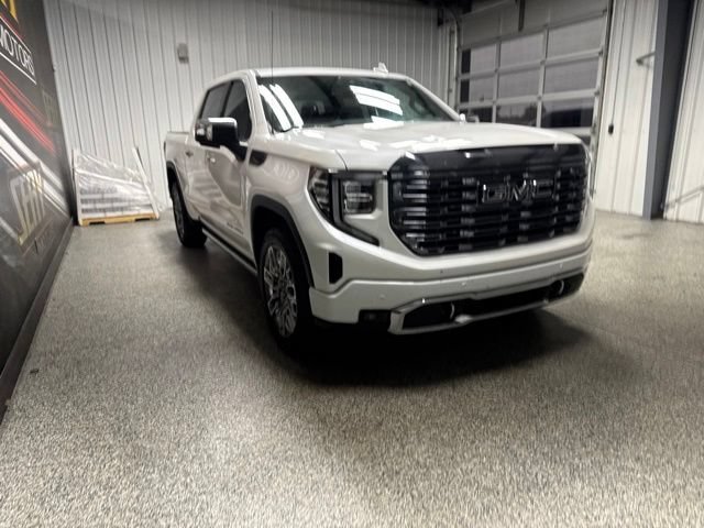 Used 2023 GMC Sierra 1500 Denali Ultimate AWD/4WD image 18