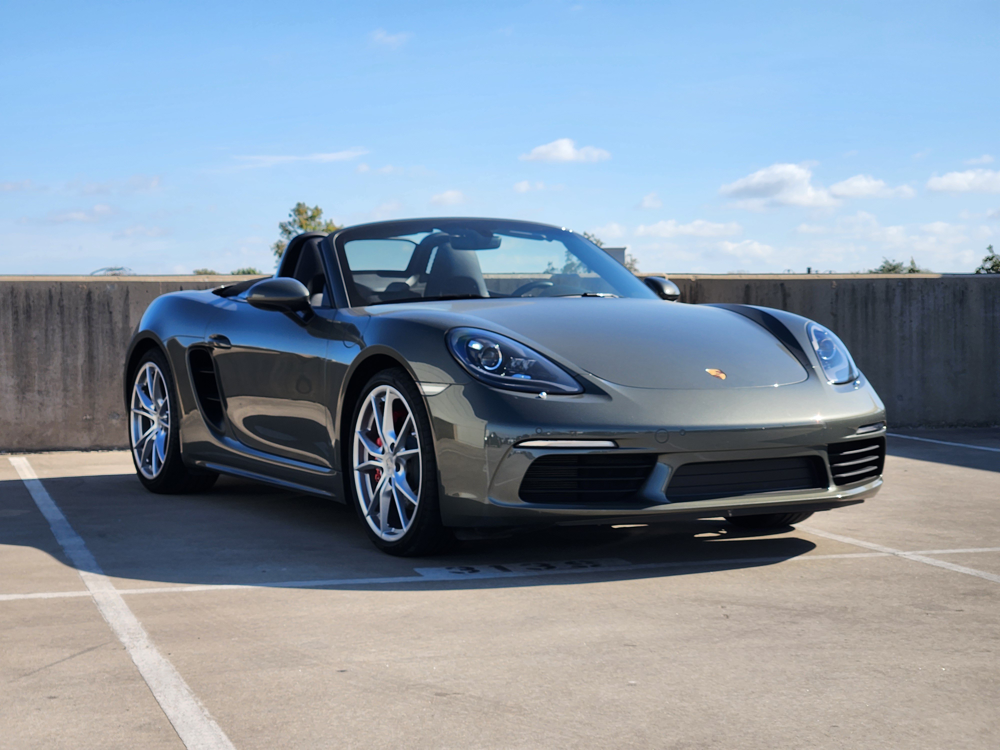 Certified 2025 Porsche 718 Boxster S RWD image 10