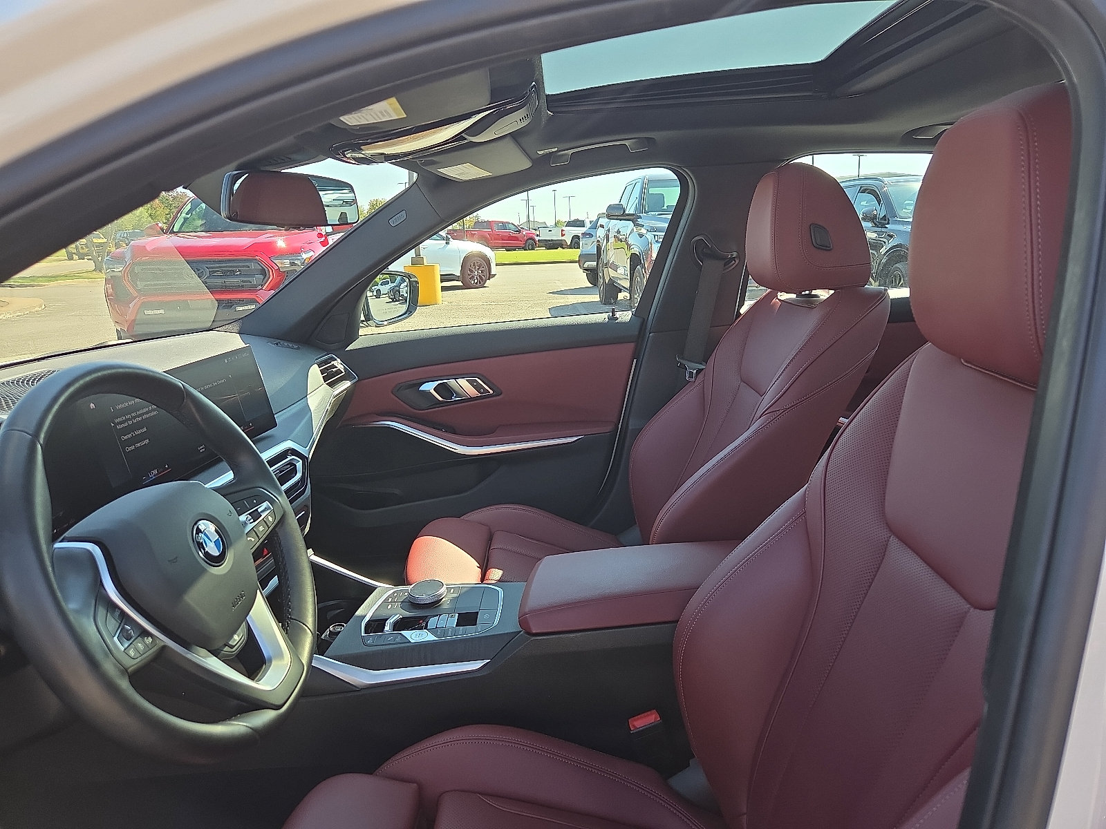 Used 2023 BMW 330i xDrive Sedan w/ Driving Assistance Package AWD/4WD image 13