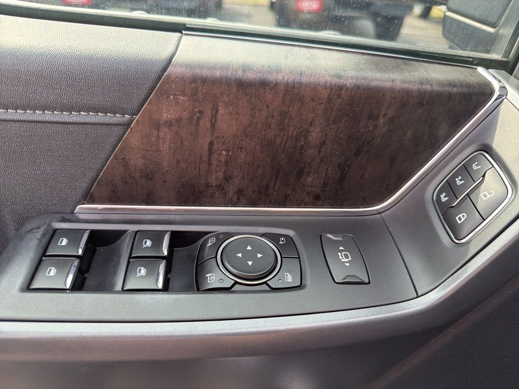 Used 2023 Ford F350 Lariat w/ FX4 Off-Road Package AWD/4WD image 26