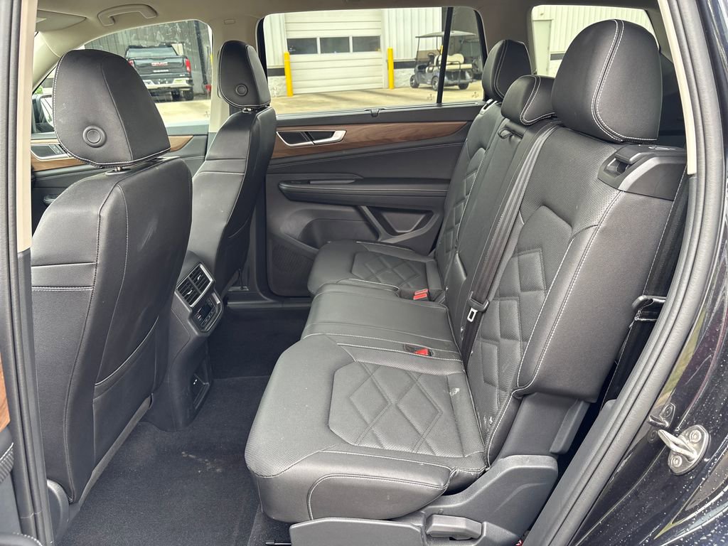 Used 2026 Volkswagen Atlas SE AWD/4WD image 12