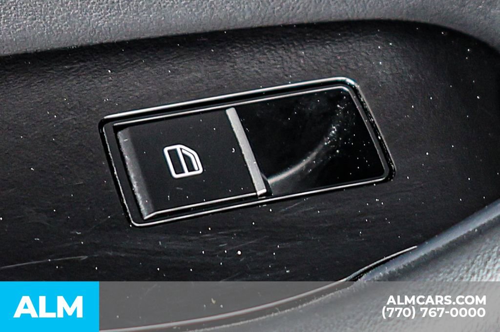 Used 2024 MAZDA MAZDA3 s image 51