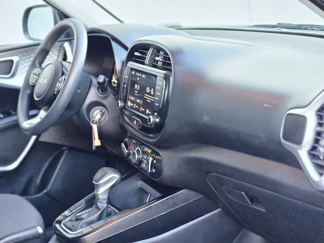 Used 2024 Kia Soul LX w/ Option Group 015 image 13