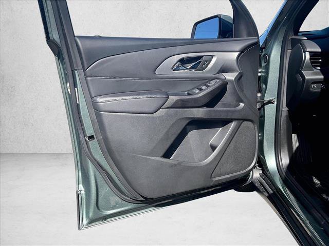 Certified 2023 Chevrolet Traverse LT FWD image 18