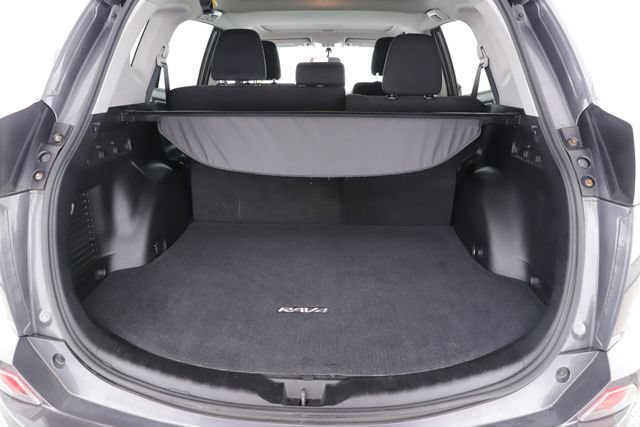 Used 2016 Toyota RAV4 XLE AWD/4WD image 24