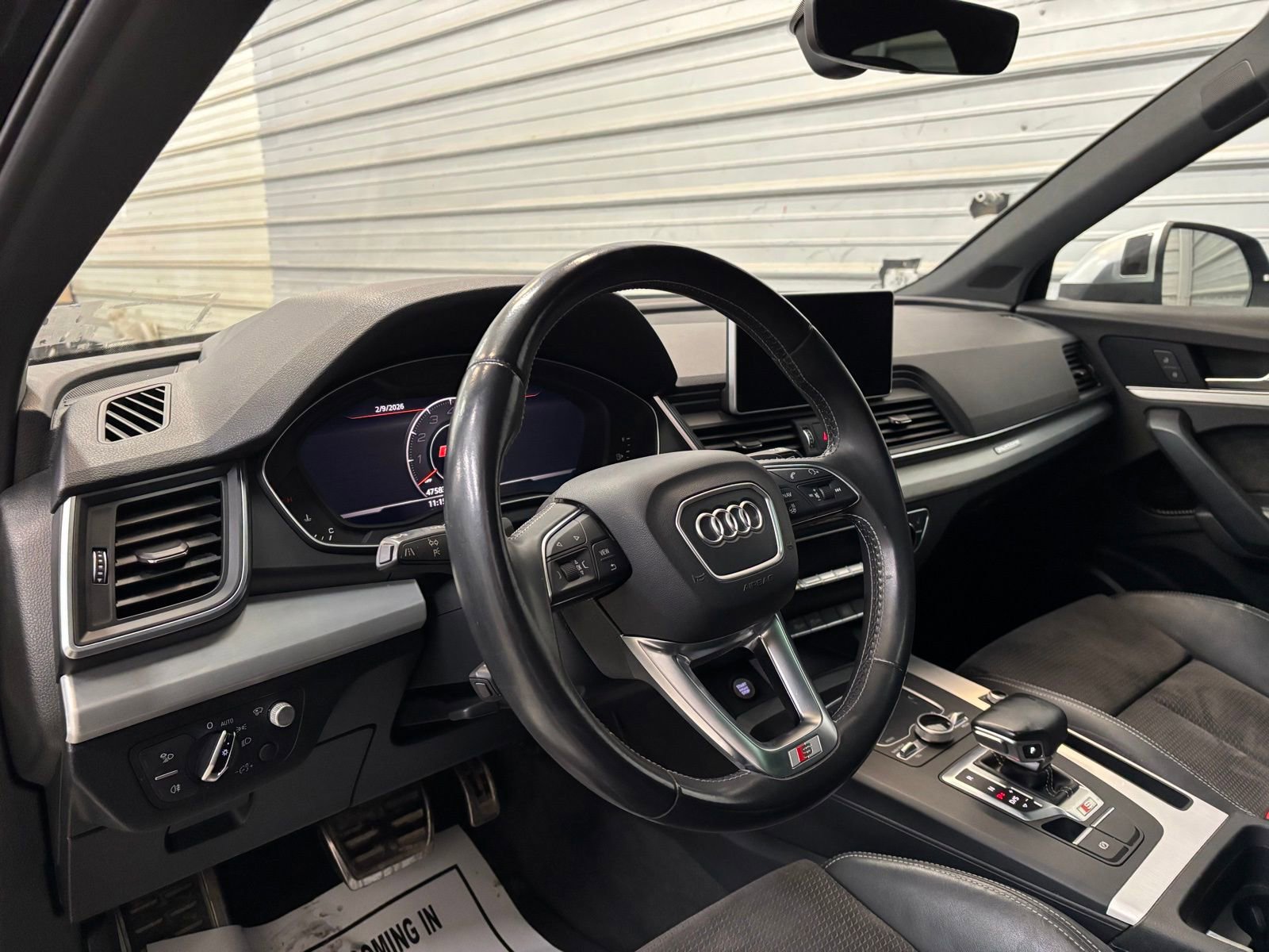 Used 2018 Audi SQ5 Prestige w/ Prestige Package image 11