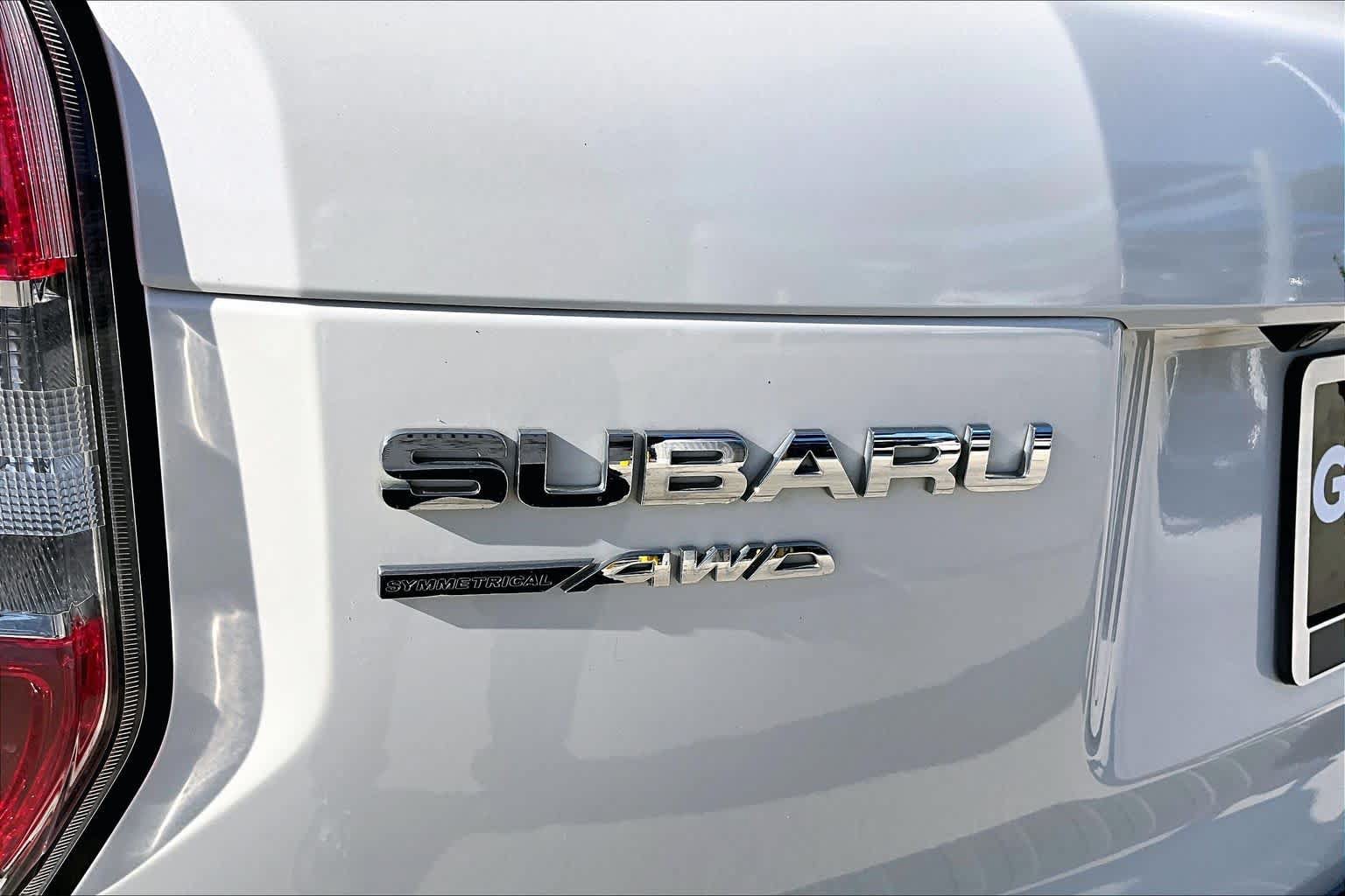 Used 2016 Subaru Forester 2.5i Premium AWD/4WD image 10