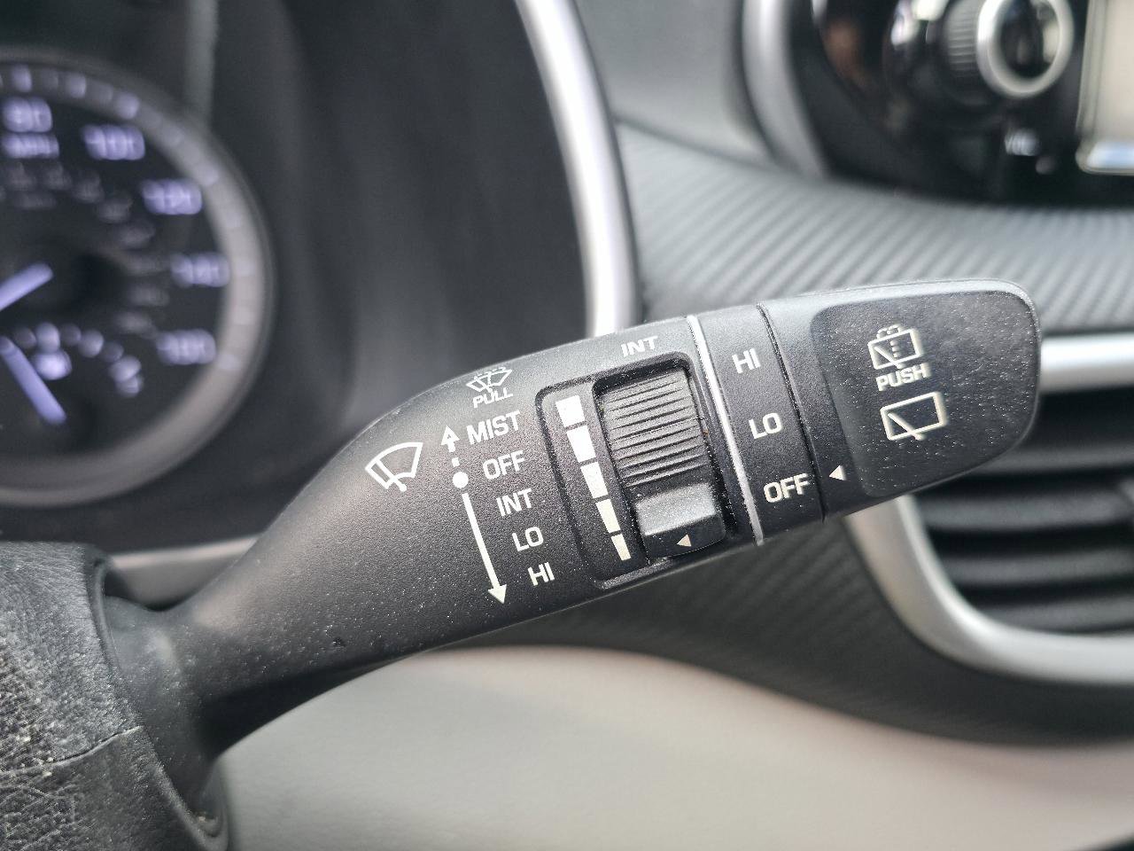 Used 2020 Hyundai Tucson SE image 24