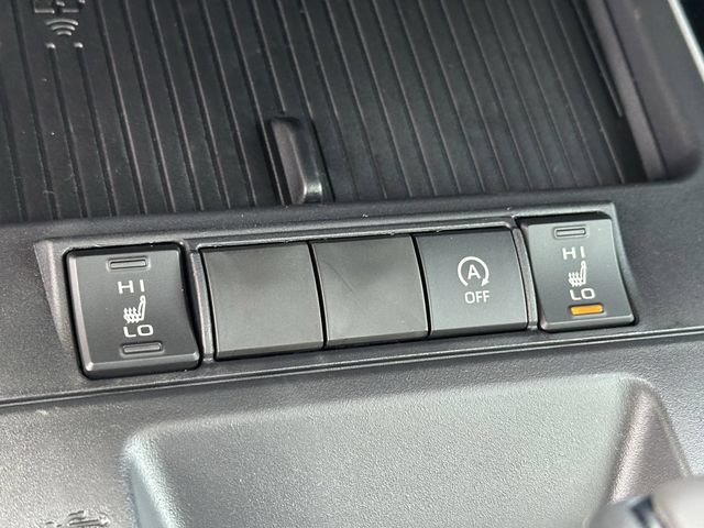 Used 2026 Toyota Corolla Cross XLE FWD image 22
