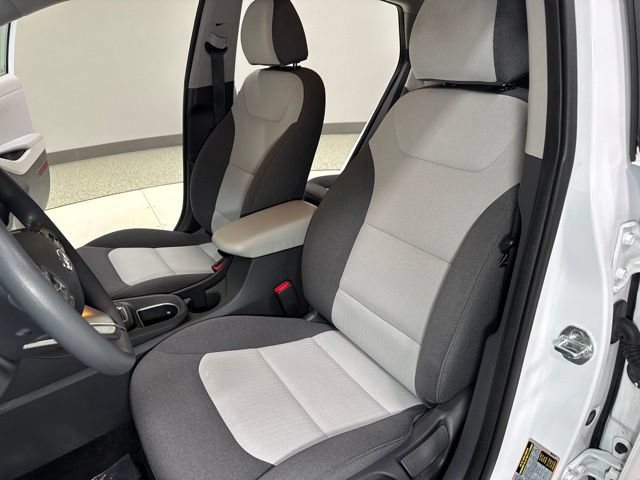 Used 2020 Hyundai Ioniq Blue FWD image 11