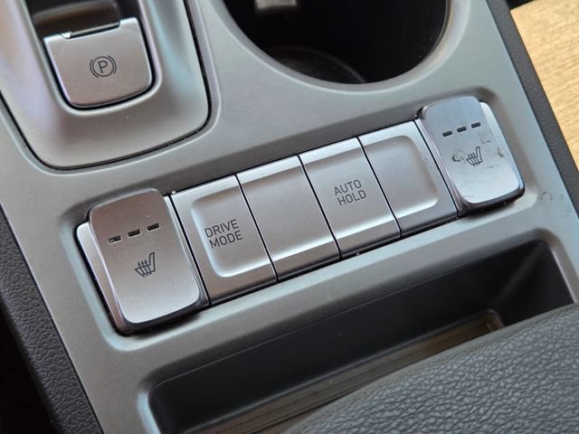 Used 2023 Hyundai Kona SE FWD image 32