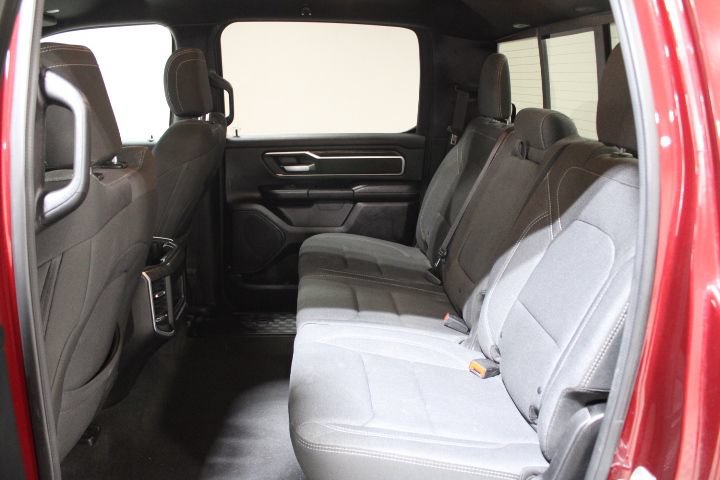 Used 2019 RAM 1500 Big Horn AWD/4WD image 19