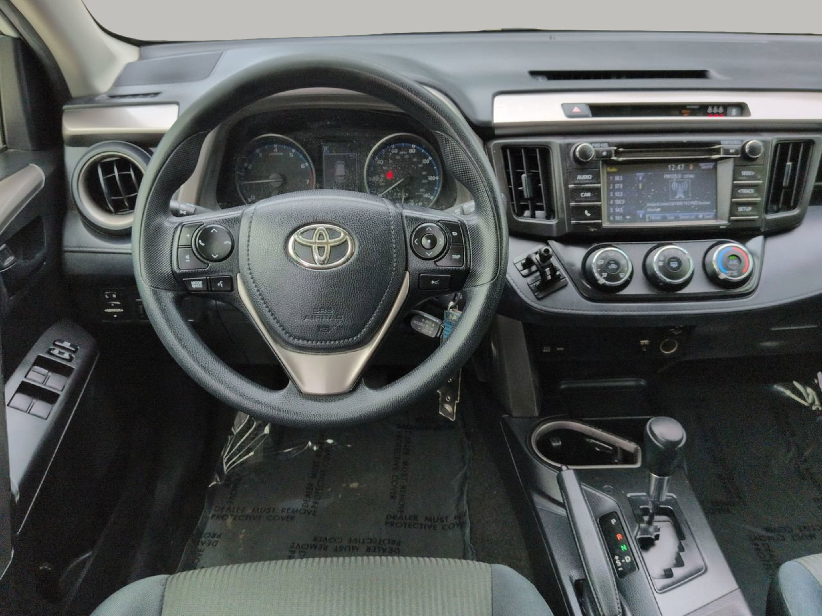Used 2017 Toyota RAV4 LE FWD image 19