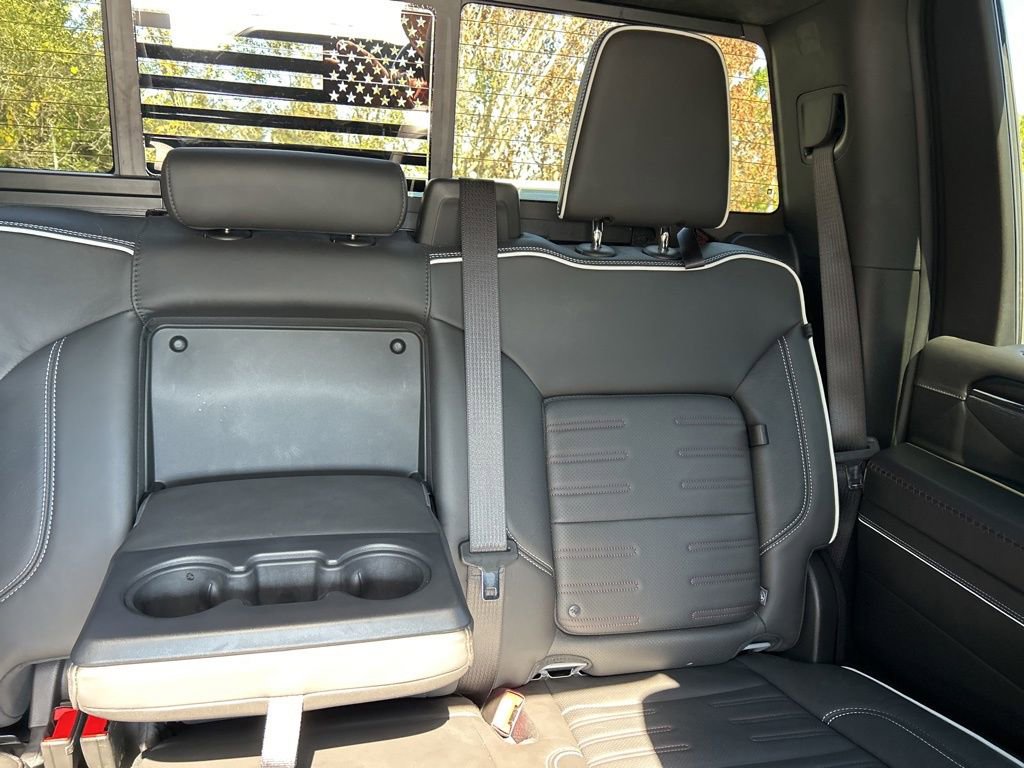 Used 2024 GMC Sierra 2500 AT4X image 14