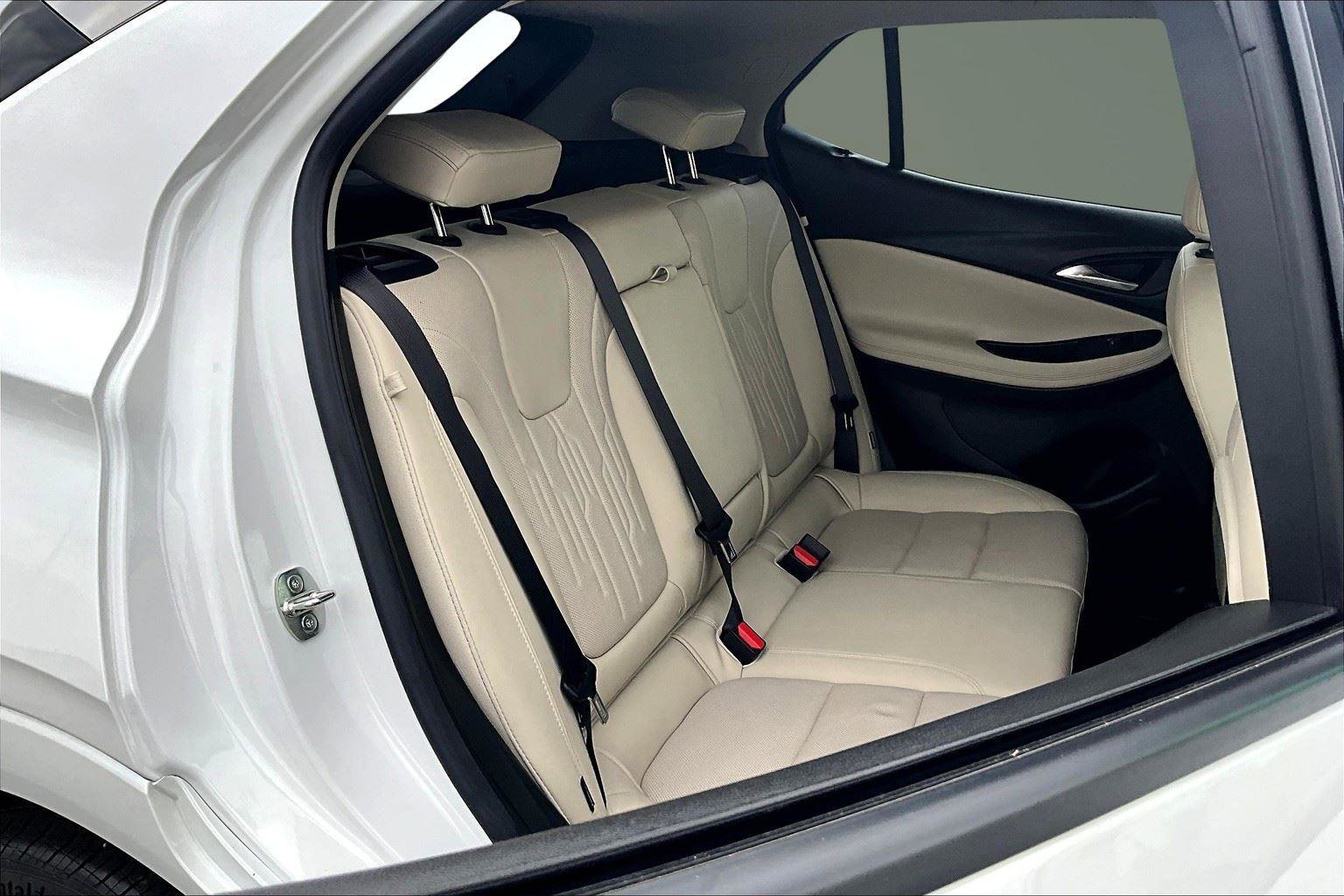 Certified 2024 Buick Encore GX Avenir image 27