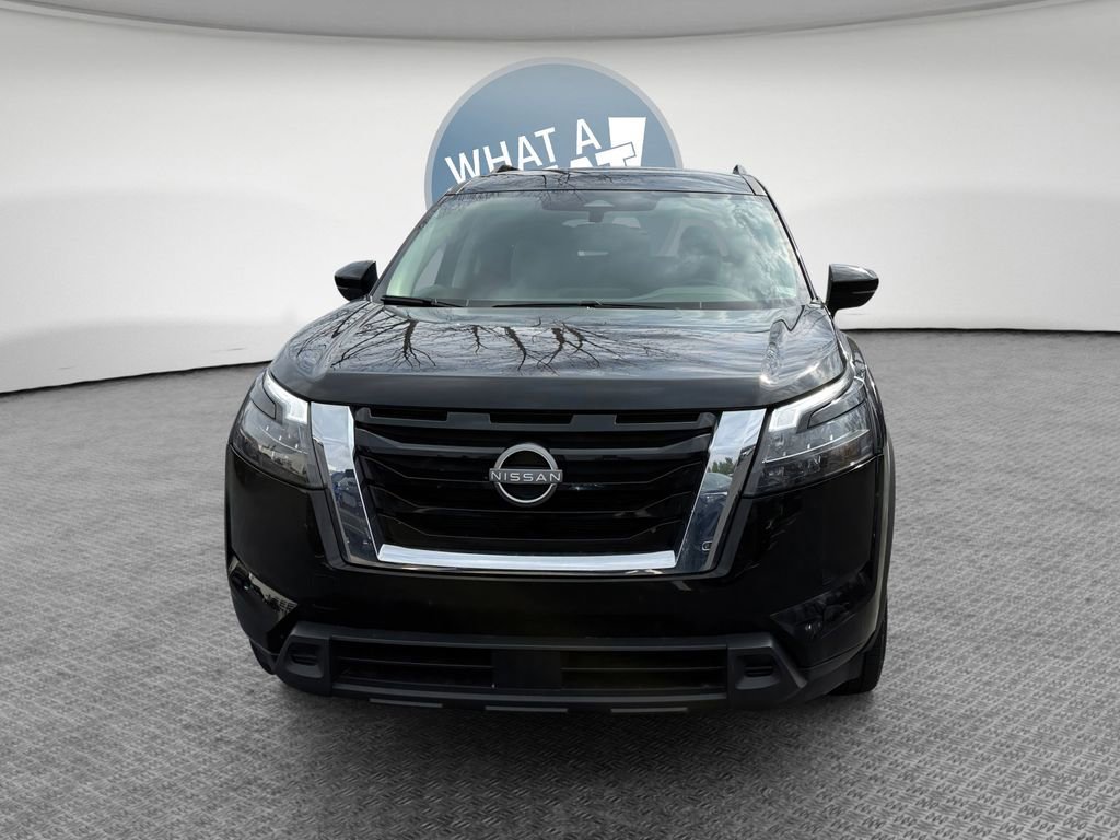 Used 2024 Nissan Pathfinder SV image 9