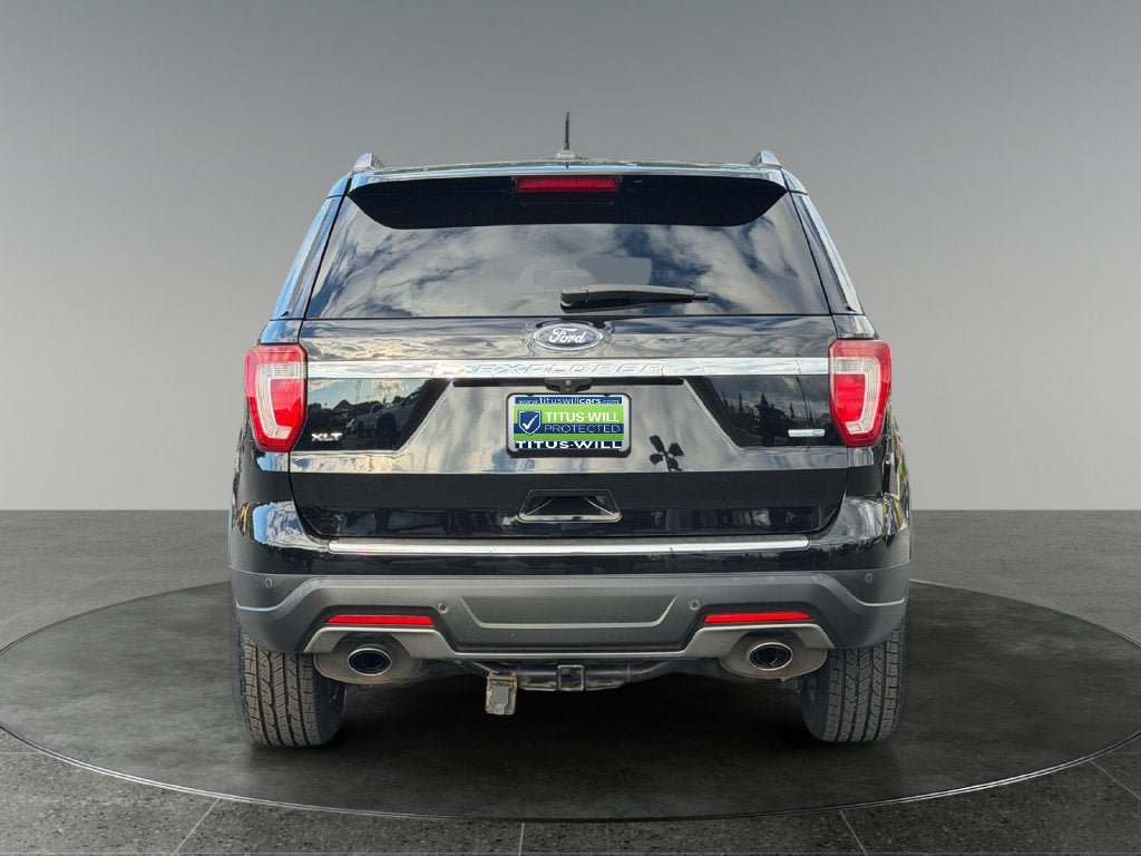 Used 2018 Ford Explorer XLT w/ Equipment Group 201A AWD/4WD image 9