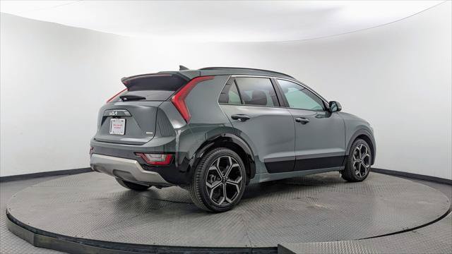 Used 2023 Kia Niro SX Touring FWD image 8