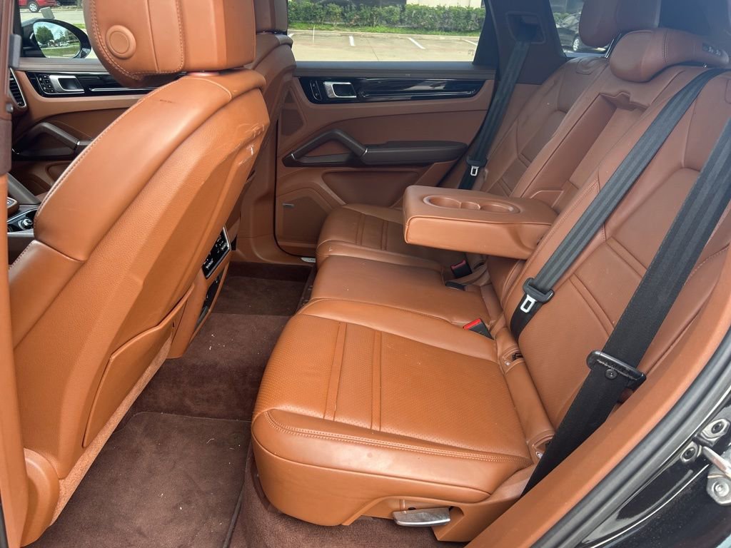 Used 2019 Porsche Cayenne image 15
