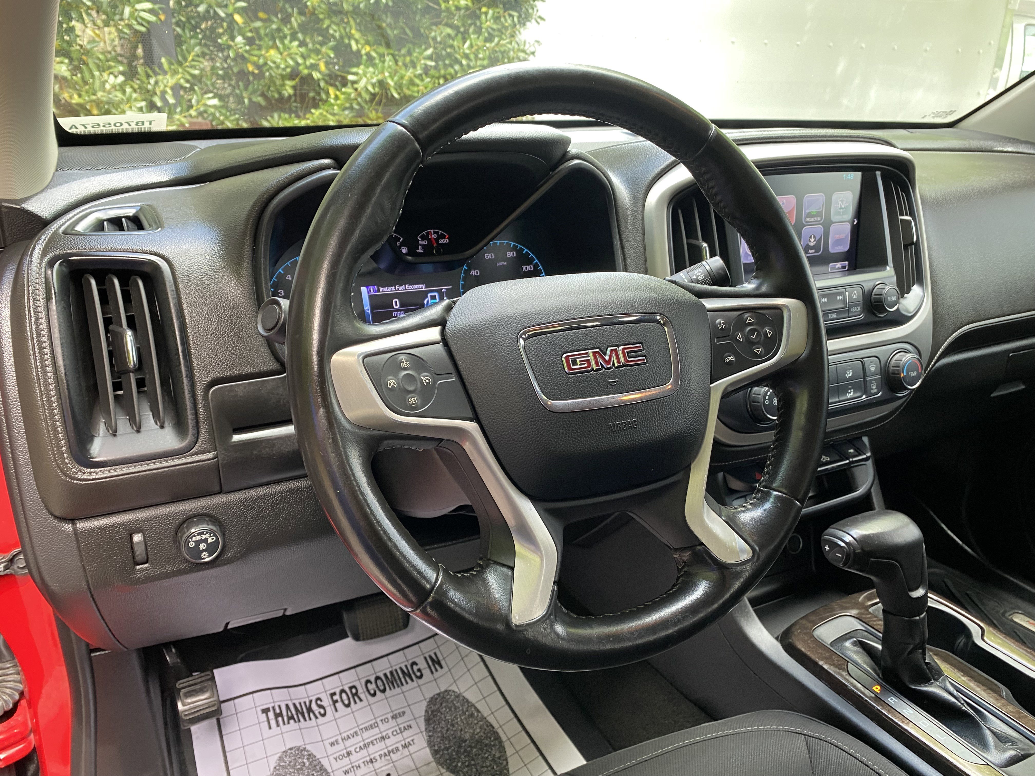 Used 2018 GMC Canyon SLE image 17