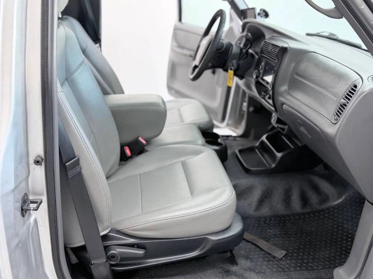 Used 2011 Ford Ranger XL RWD image 11