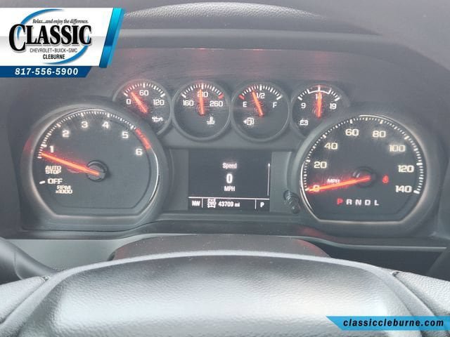 Used 2024 Chevrolet Silverado 1500 Custom Trail Boss w/ LPO, Dark Essentials Package AWD/4WD image 17