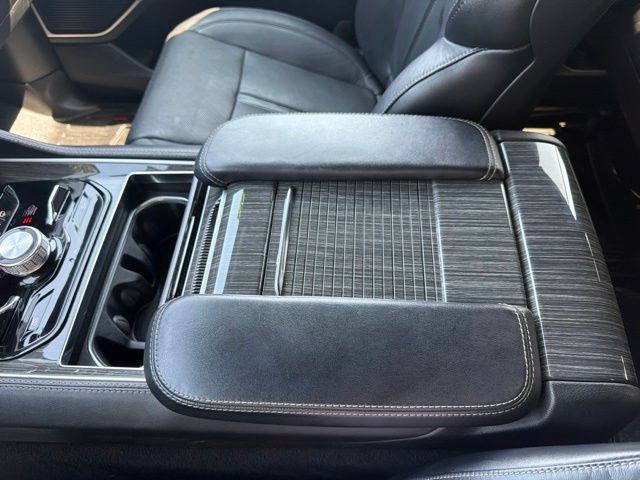 Used 2022 Jeep Wagoneer Series III w/ Premium Group I AWD/4WD image 39
