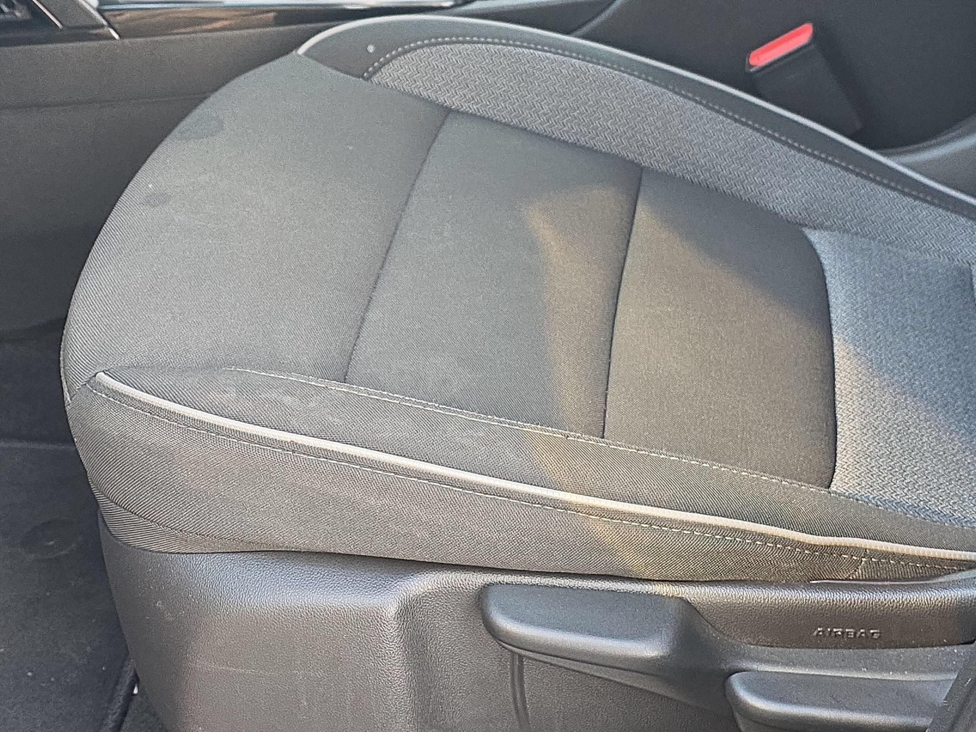 Used 2025 Chevrolet TrailBlazer LT AWD/4WD image 27