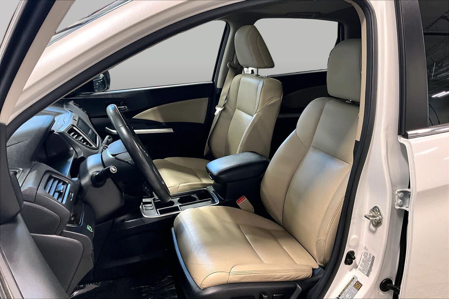 Used 2016 Honda CR-V Touring image 9