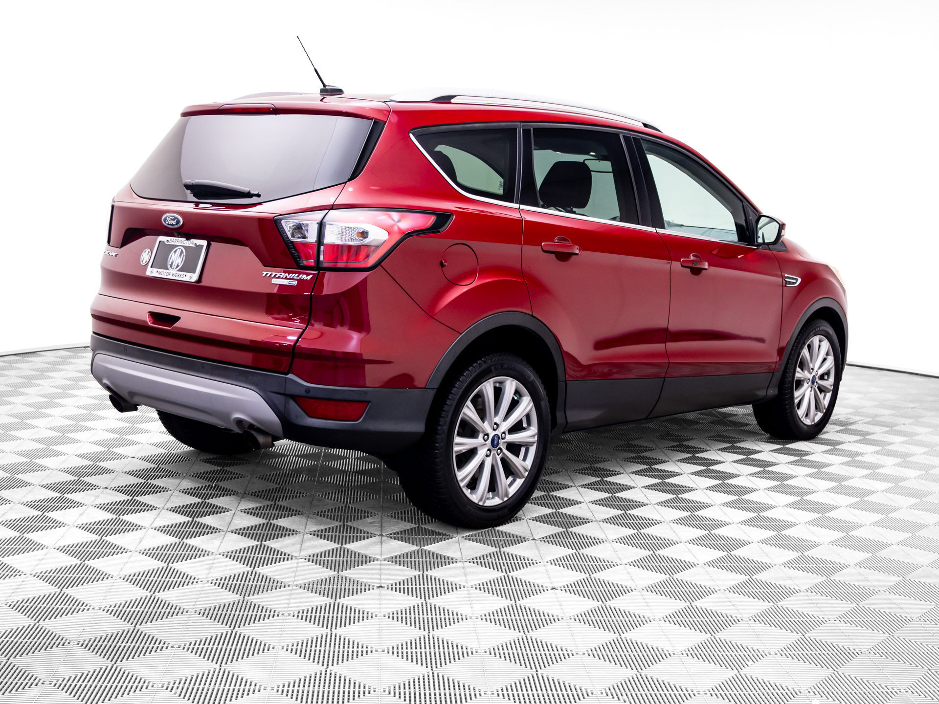 Used 2017 Ford Escape Titanium AWD/4WD image 5