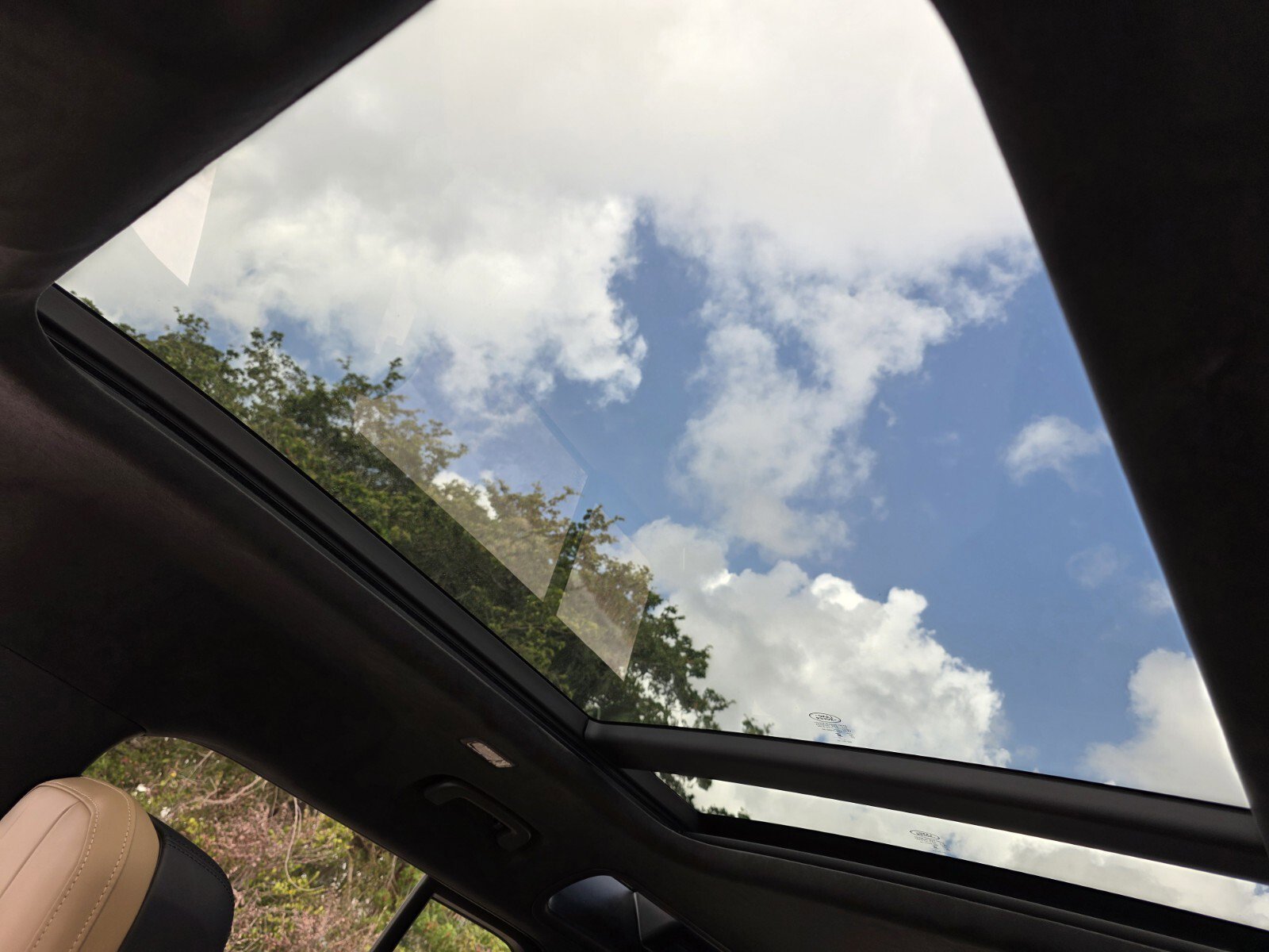 New 2026 Land Rover Defender 110 X image 12