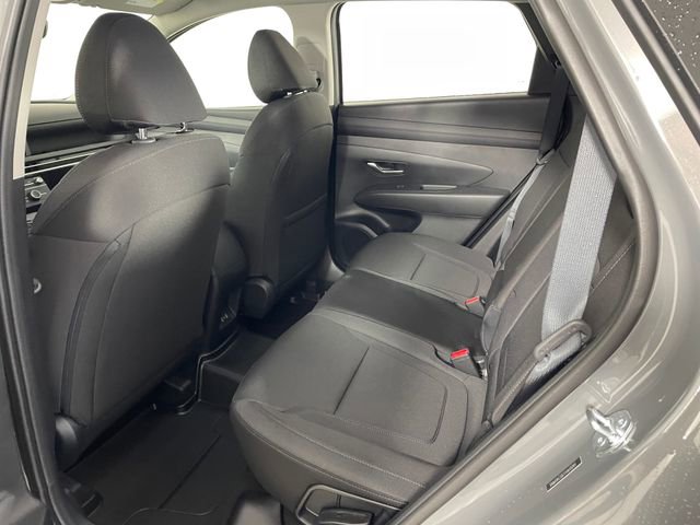 New 2026 Hyundai Tucson SE image 16
