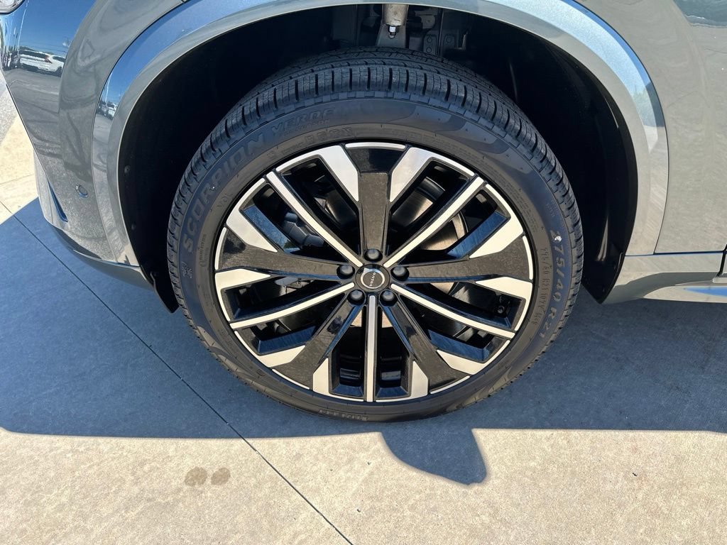 New 2027 Volvo XC90 B6 Ultra AWD/4WD image 10
