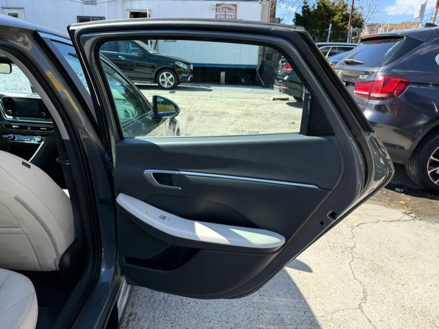 Used 2021 Hyundai Sonata SEL FWD image 22