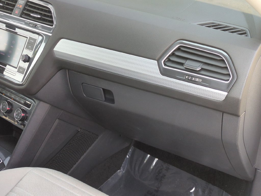 Used 2024 Volkswagen Tiguan S AWD/4WD image 18