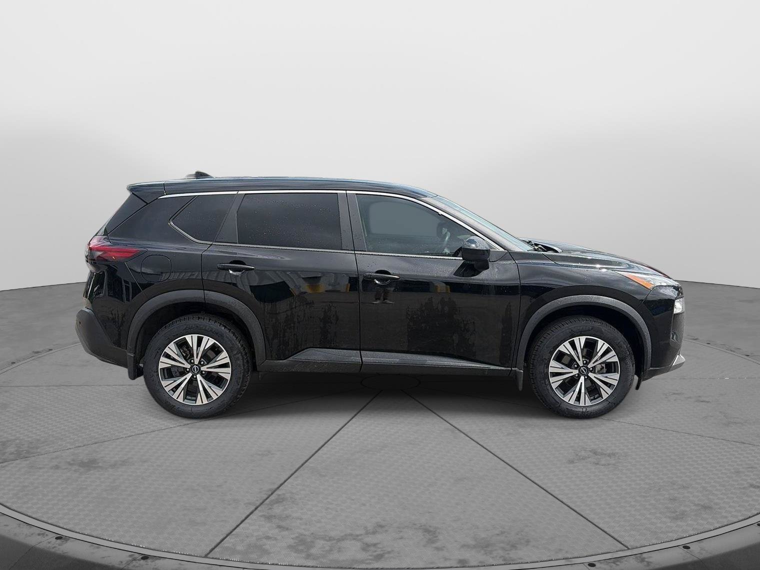 Used 2023 Nissan Rogue SV AWD/4WD image 4