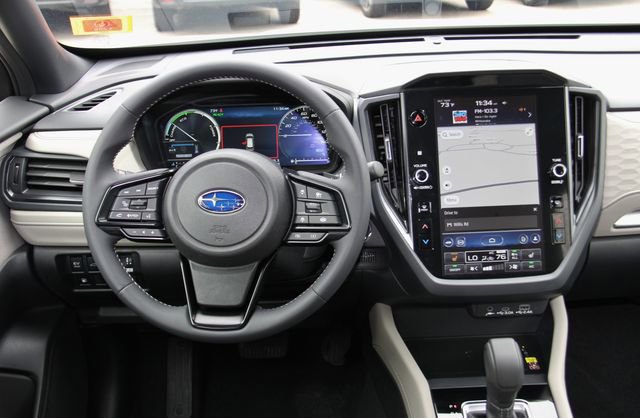 Certified 2025 Subaru Forester Premium AWD/4WD image 20