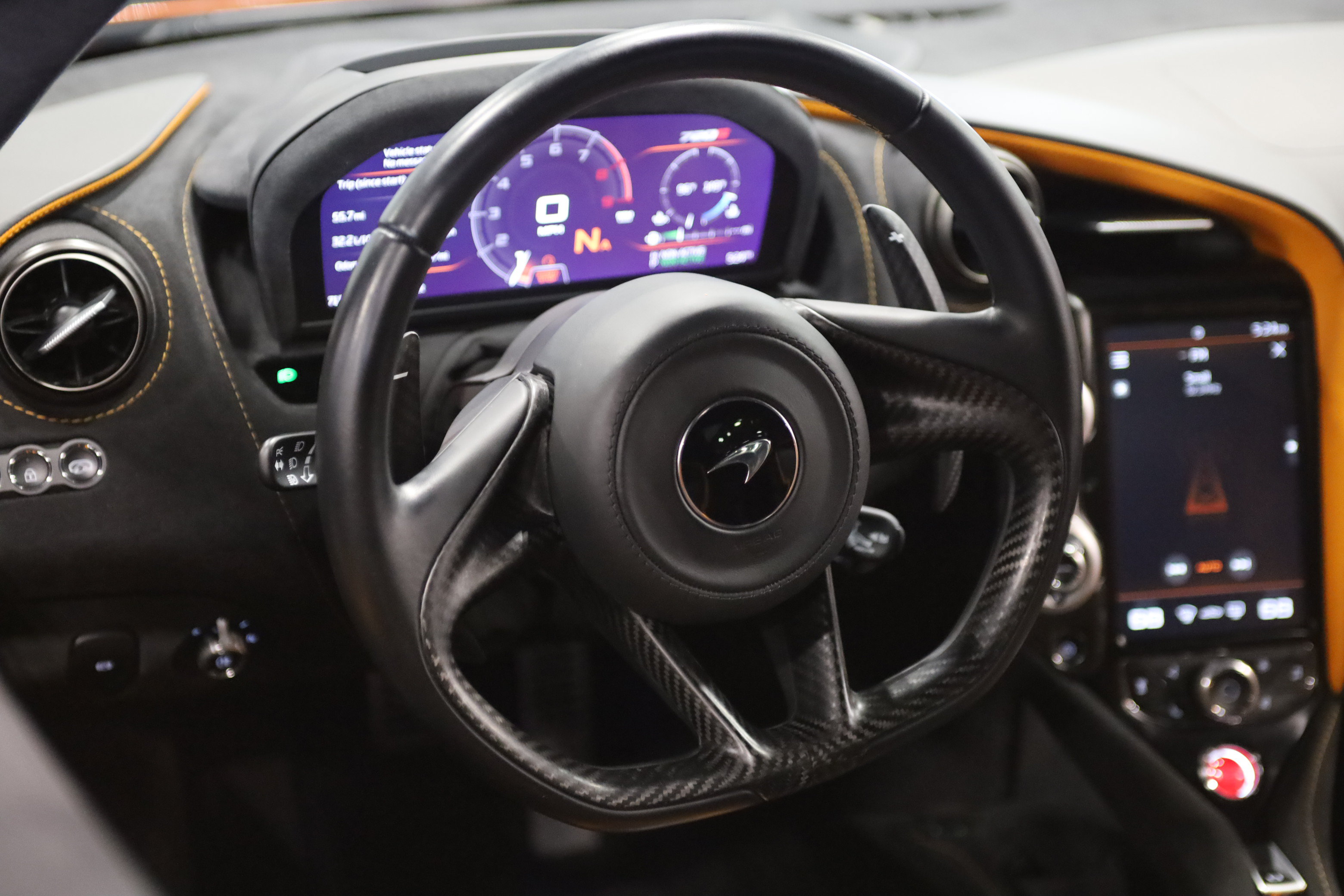 Used 2019 McLaren 720S Performance RWD image 26
