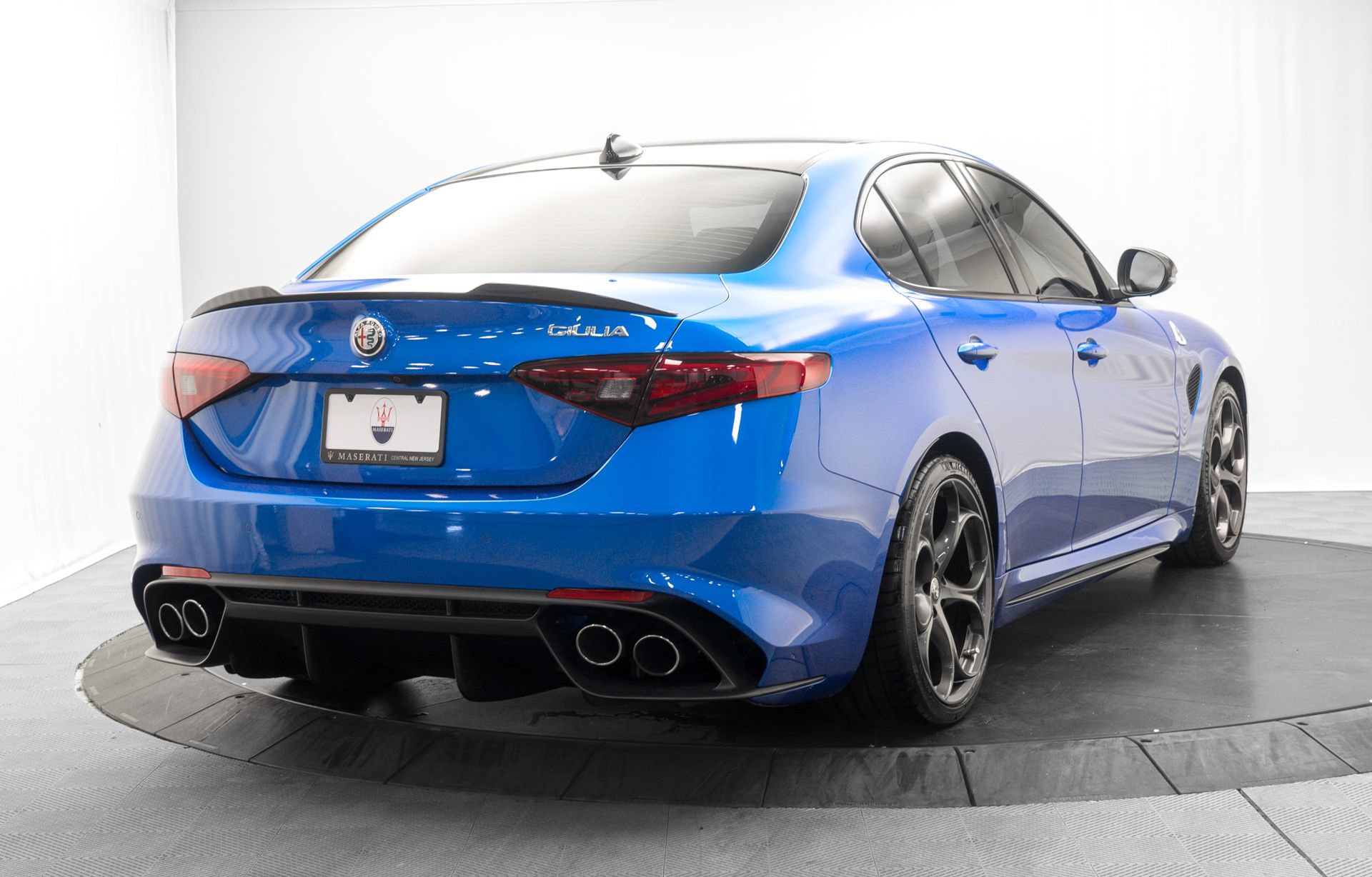 Used 2023 Alfa Romeo Giulia Quadrifoglio w/ Active Assist Plus Package RWD image 5