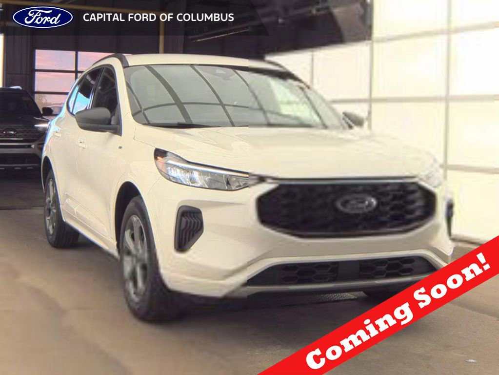 Used 2024 Ford Escape ST-Line w/ Tech Pack #1 AWD/4WD image 1