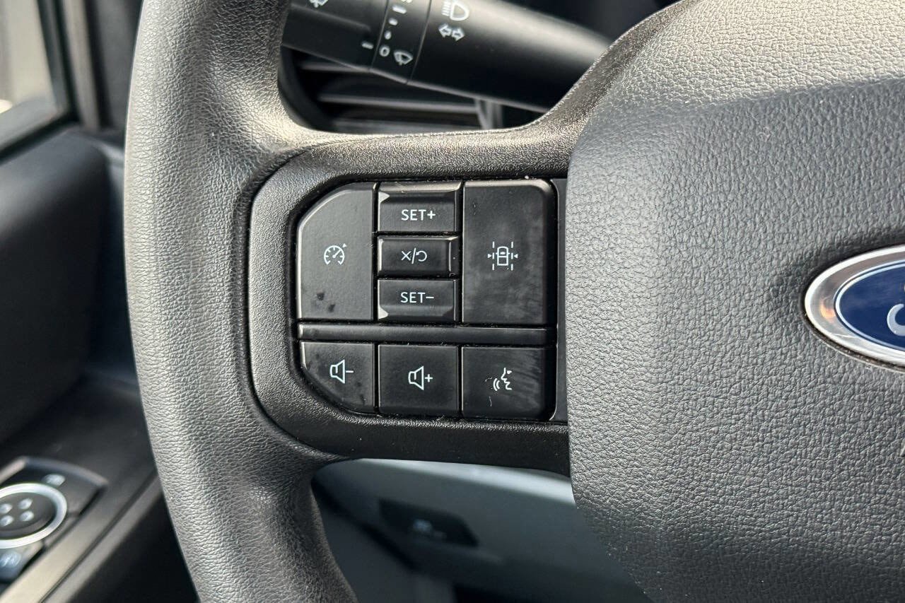 Used 2023 Ford F550 2WD Crew Cab Super Duty image 24