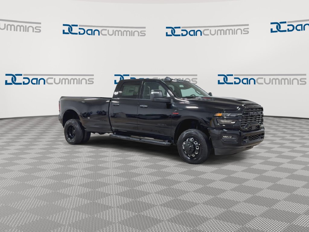 New 2026 RAM 3500 Big Horn AWD/4WD image 2