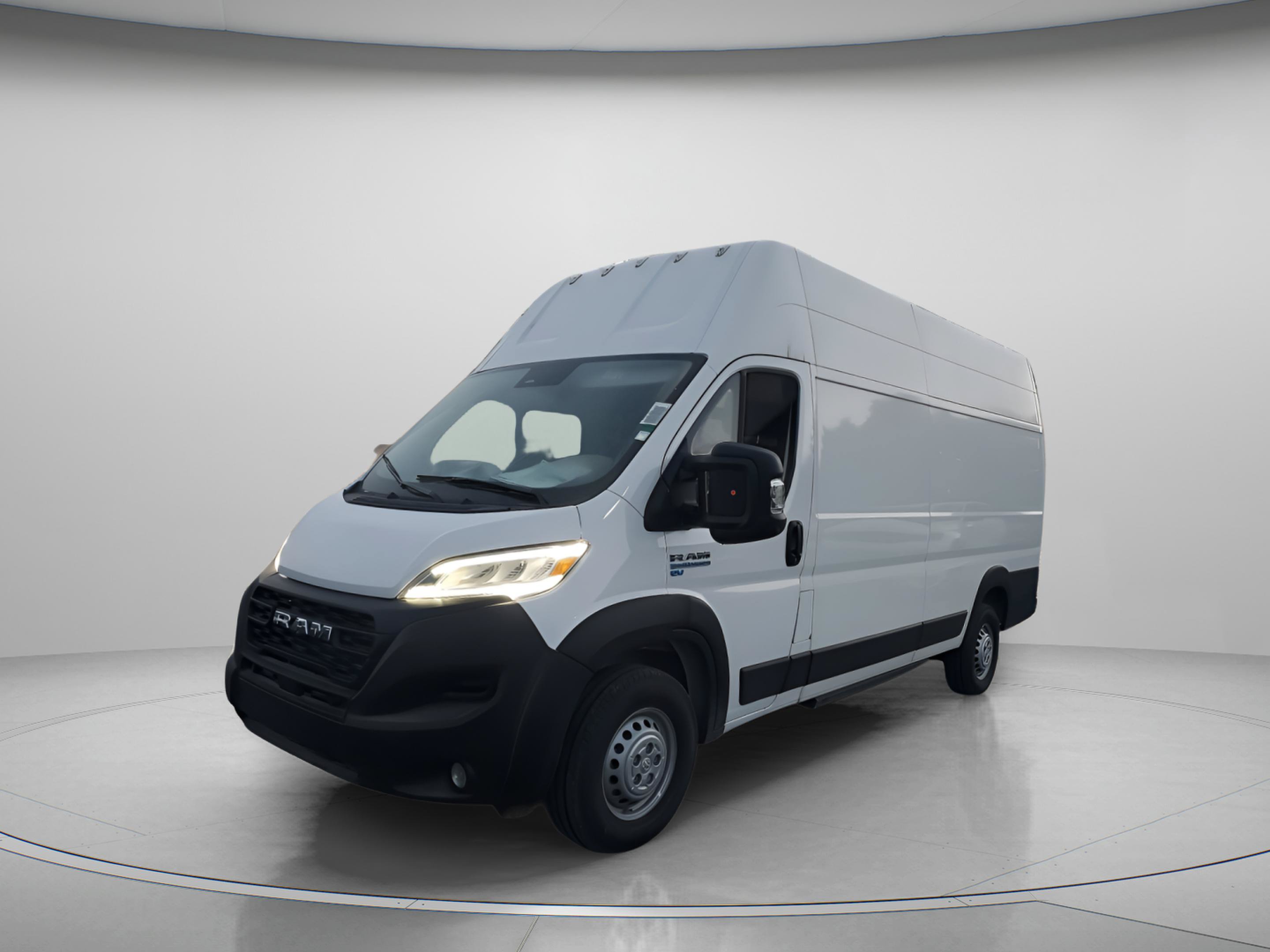 New 2025 RAM ProMaster 3500 FWD image 2