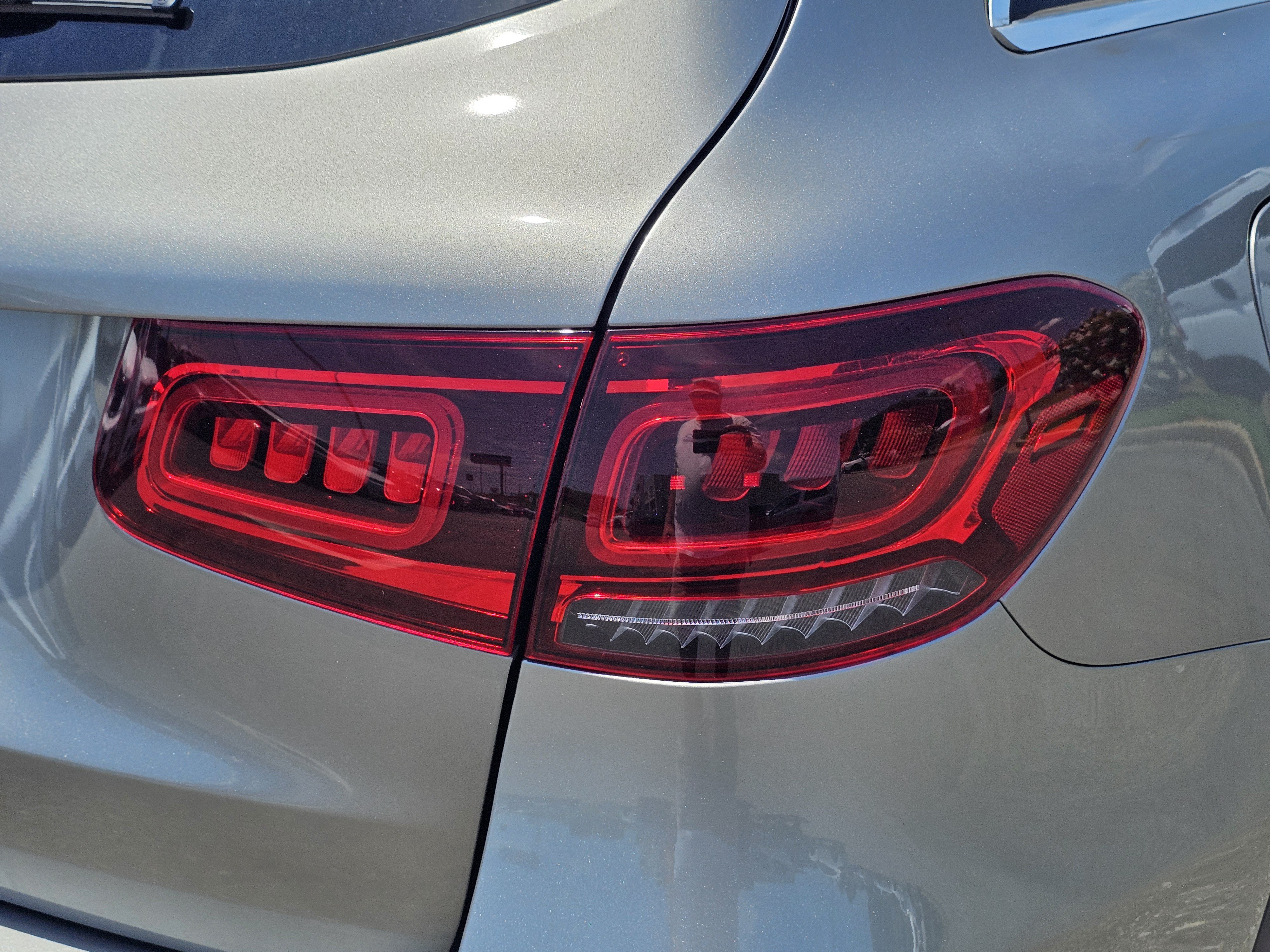 Used 2020 Mercedes-Benz GLC 300 image 9