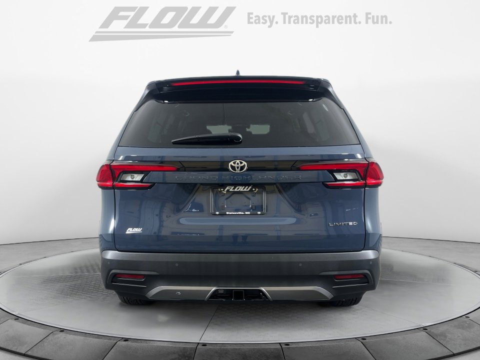 New 2026 Toyota Grand Highlander Limited image 6