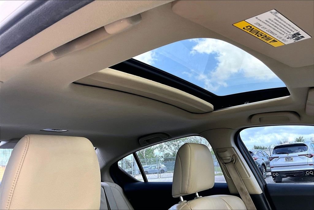 Used 2013 Acura ILX w/ Premium Package FWD image 21