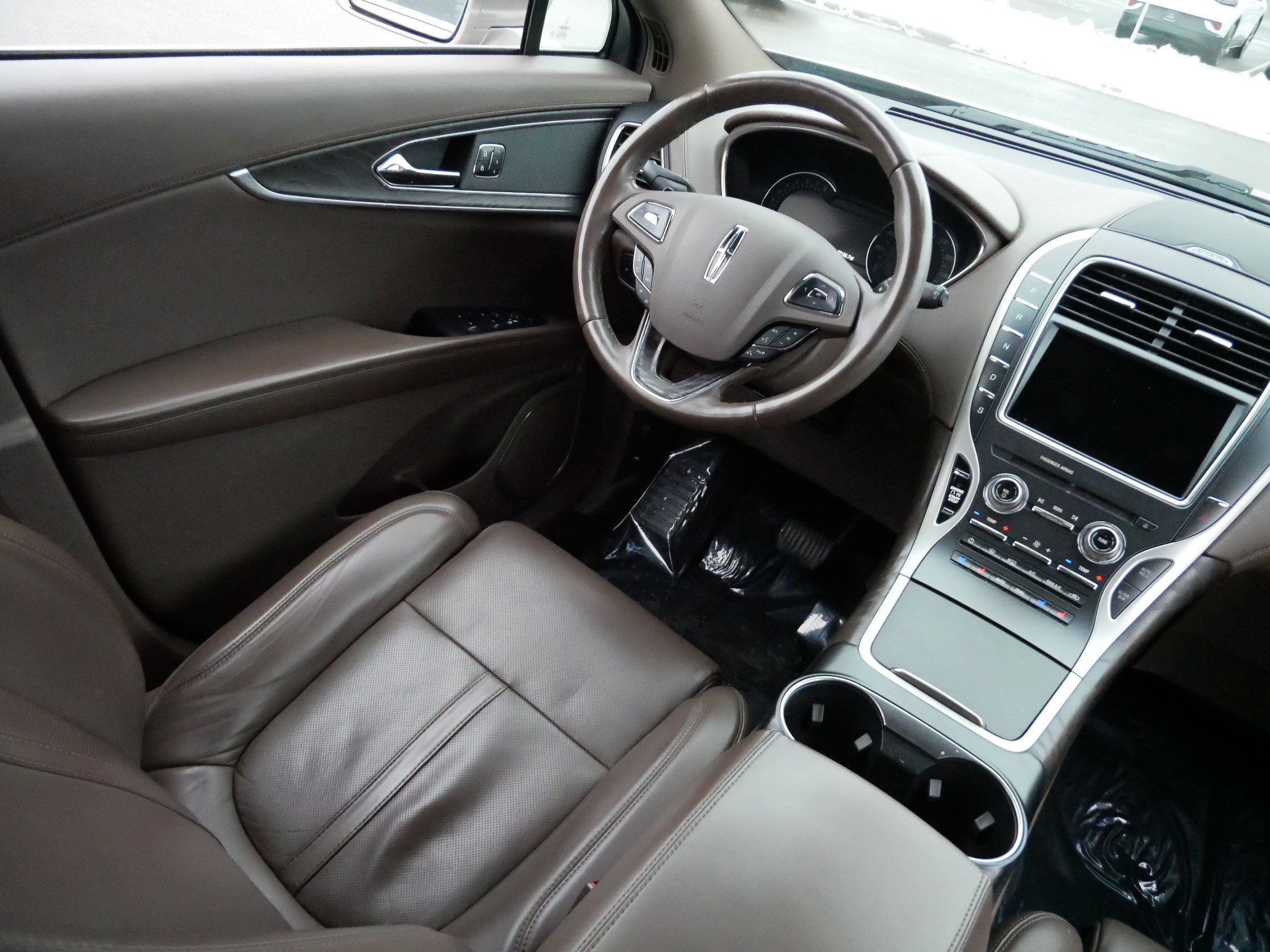 Used 2018 Lincoln MKX Reserve w/ Lincoln MKX Climate Package image 9