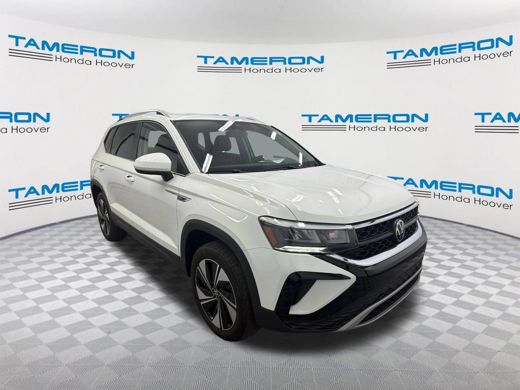 Used 2024 Volkswagen Taos SE AWD/4WD image 7